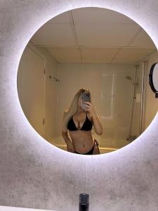 611294857: Chica busca chico en Cádiz