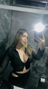 742055715: Chica busca chico en Madrid