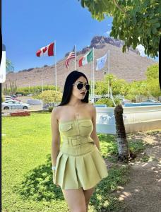 663486749: Chica busca chico en Málaga