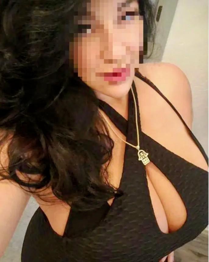 Chica busca chico en Sevilla: 