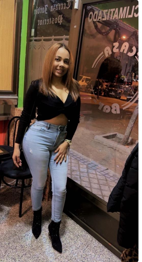 634392585: Chica busca chico en Badajoz