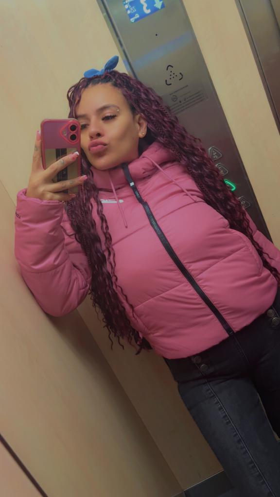 Chica busca chico en Barcelona: 