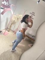 613479262: Chica busca chico en Barcelona