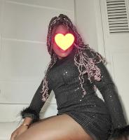 627596567: Chica busca chico en Sevilla