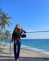 633961149: Chica busca chico en Sevilla