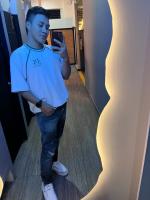 663138189: Chico busca chica en Sevilla