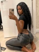 677258078: Chica busca chico en Valladolid