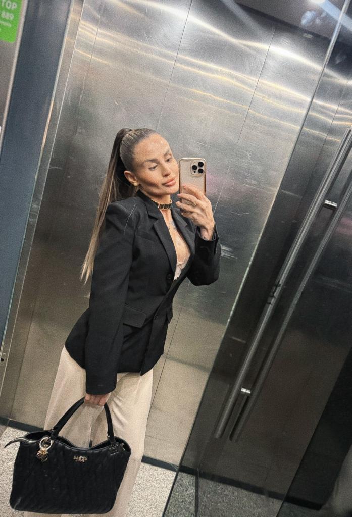 675338882: Chica busca chico en Alicante