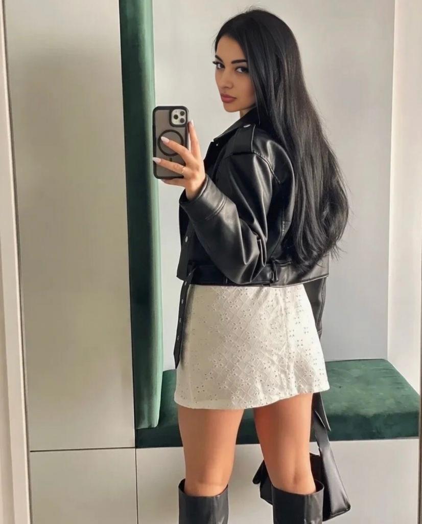 662234979: Chica busca chico en Málaga