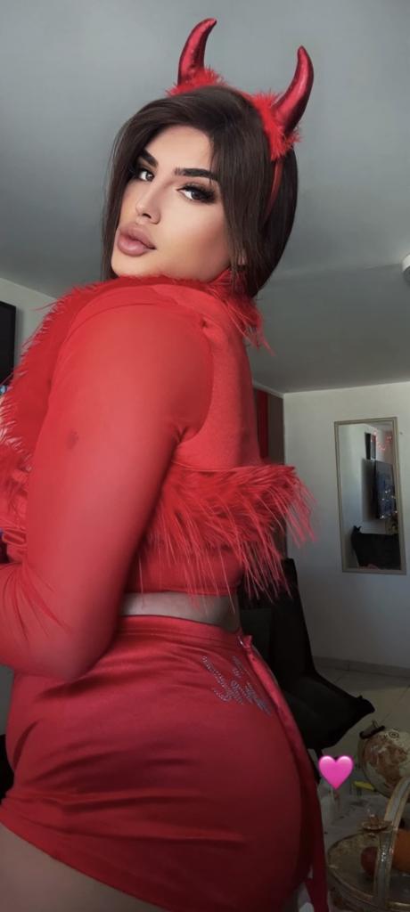 663780318: Transexual en Murcia