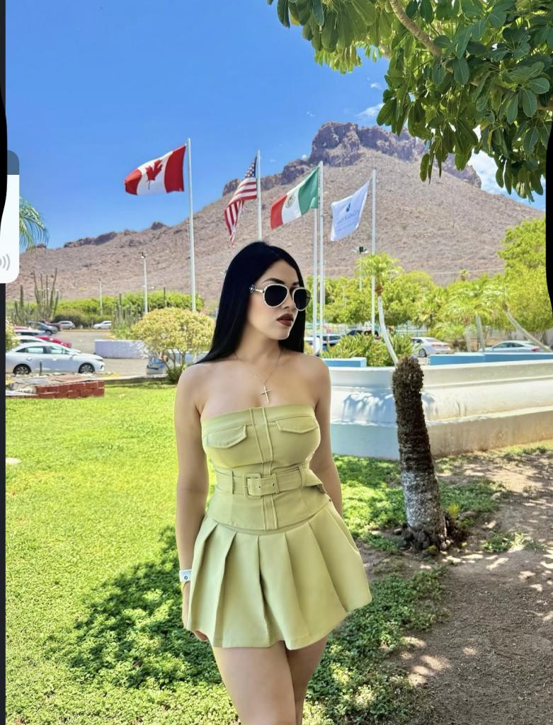 663486749: Chica busca chico en Málaga