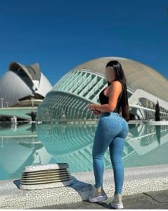 603339028: Chica busca chico en Sevilla