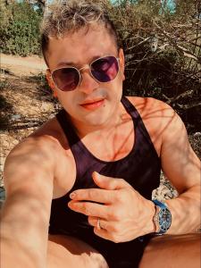 Chico busca chica en Badajoz: 