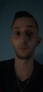 698911547: Chico busca chica en Alicante