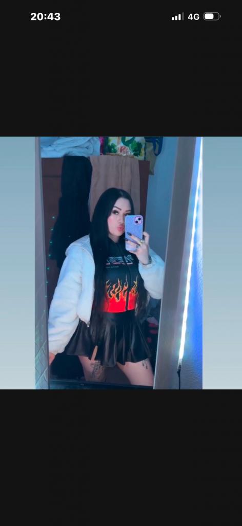 672172953: Chica busca chico en Murcia