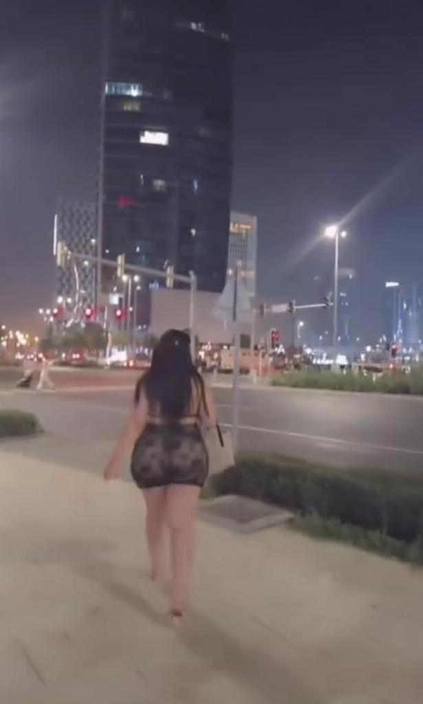 Chica busca chico en Granada: 