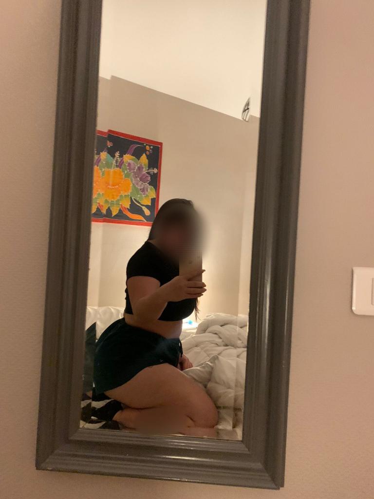 640318157: Chica busca chico en Madrid