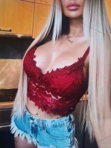 617525678: Chica busca chico en Málaga