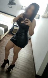602465117: Chica busca chico en Pontevedra