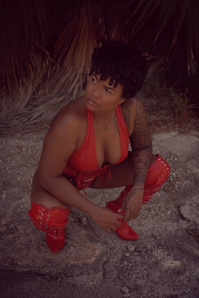 663174234: Chica busca chico en Tarragona