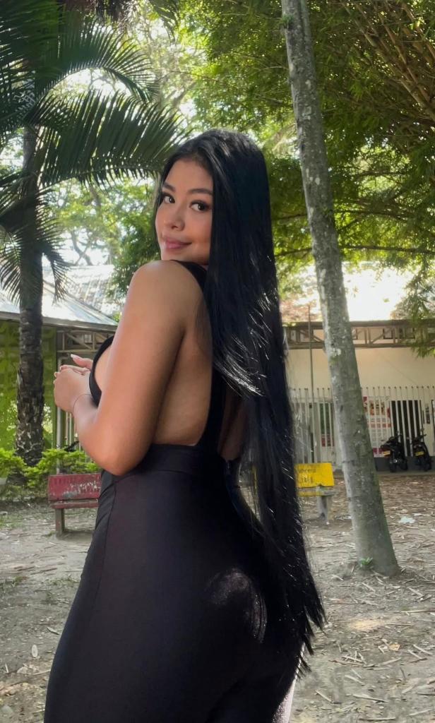 612535374: Chica busca chico en Barcelona