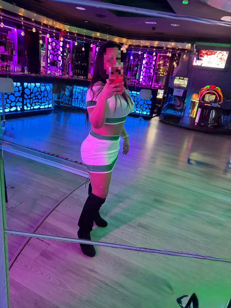 643674849: Chica busca chico en Burgos