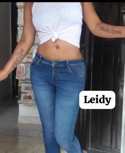 632209502: Chica busca chico en Alicante