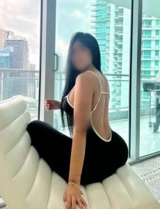 664428820: Chica busca chico en Cádiz