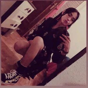 674987090: Travesti en León