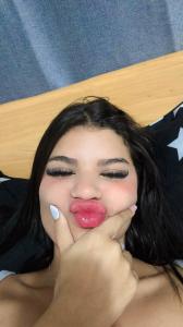 667587677: Chica busca chico en Madrid