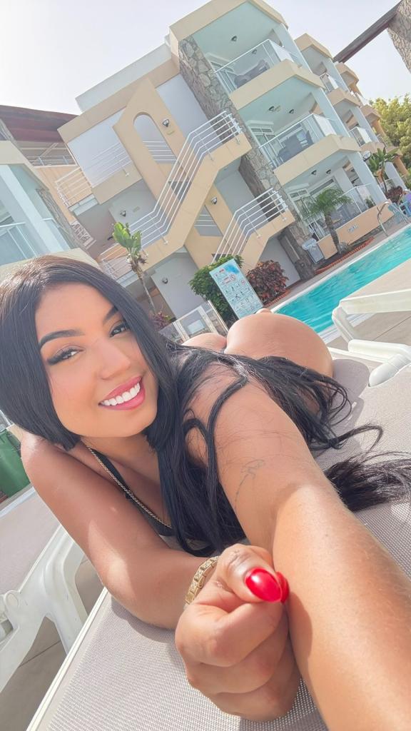 695198193: Chica busca chico en Tenerife