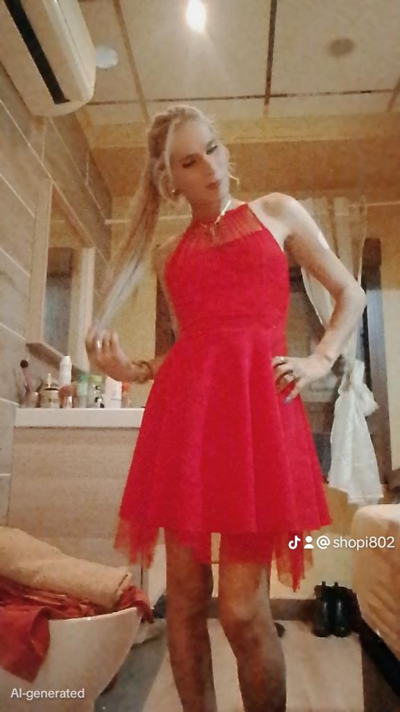 663825496: Travesti en Valencia