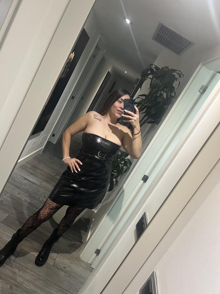 Chica busca chico en Almería: 