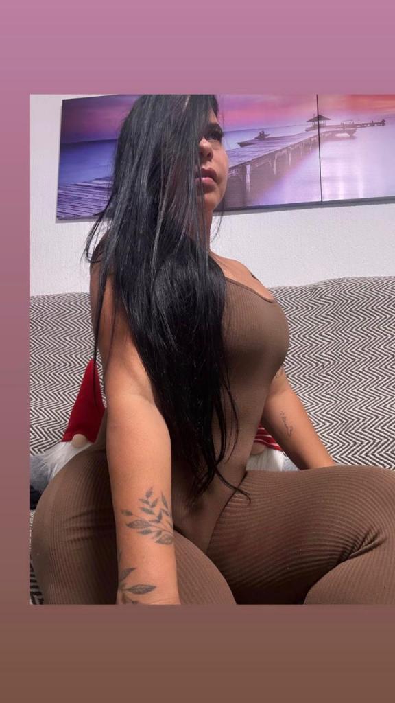 643700423: Chica busca chico en Málaga