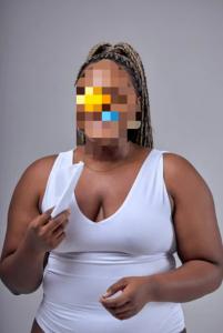 631688845: Chica busca chico en Barcelona