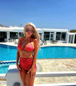 661145141: Chica busca chico en Cádiz