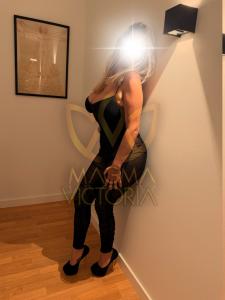 641351787: Chica busca chico en Granada