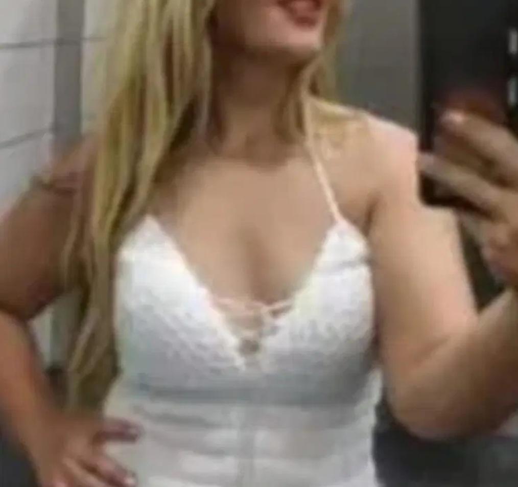 Chica busca chico en La Coruña: 