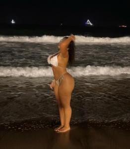 643660692: Chica busca chico en Málaga