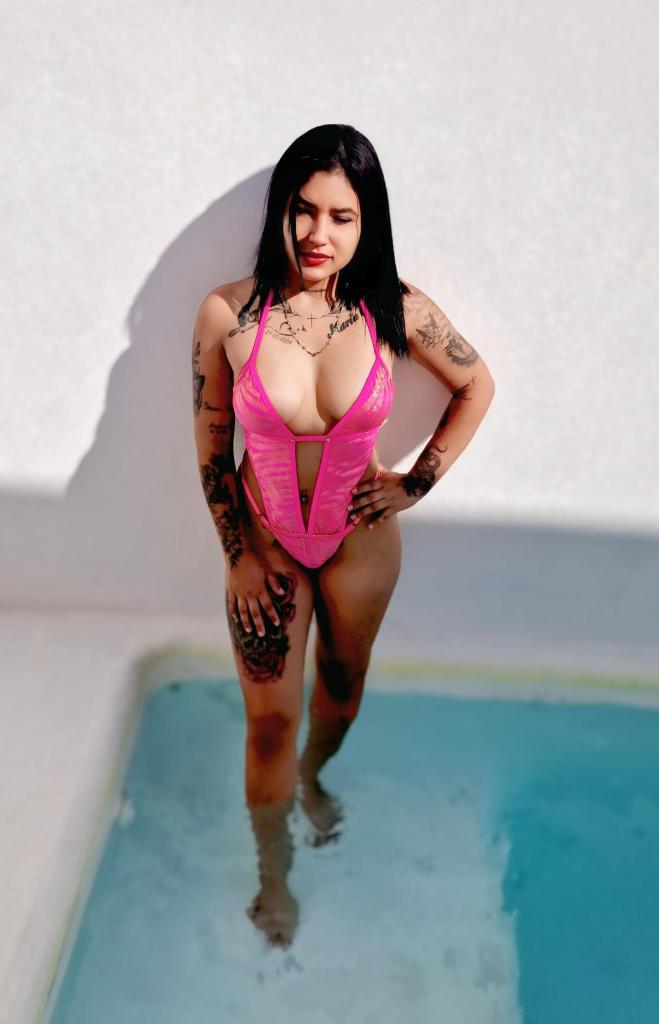 614431989: Chica busca chico en Sevilla