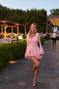 666401195: Chica busca chico en Madrid