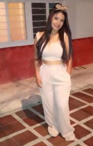 697723048: Chica busca chico en Málaga