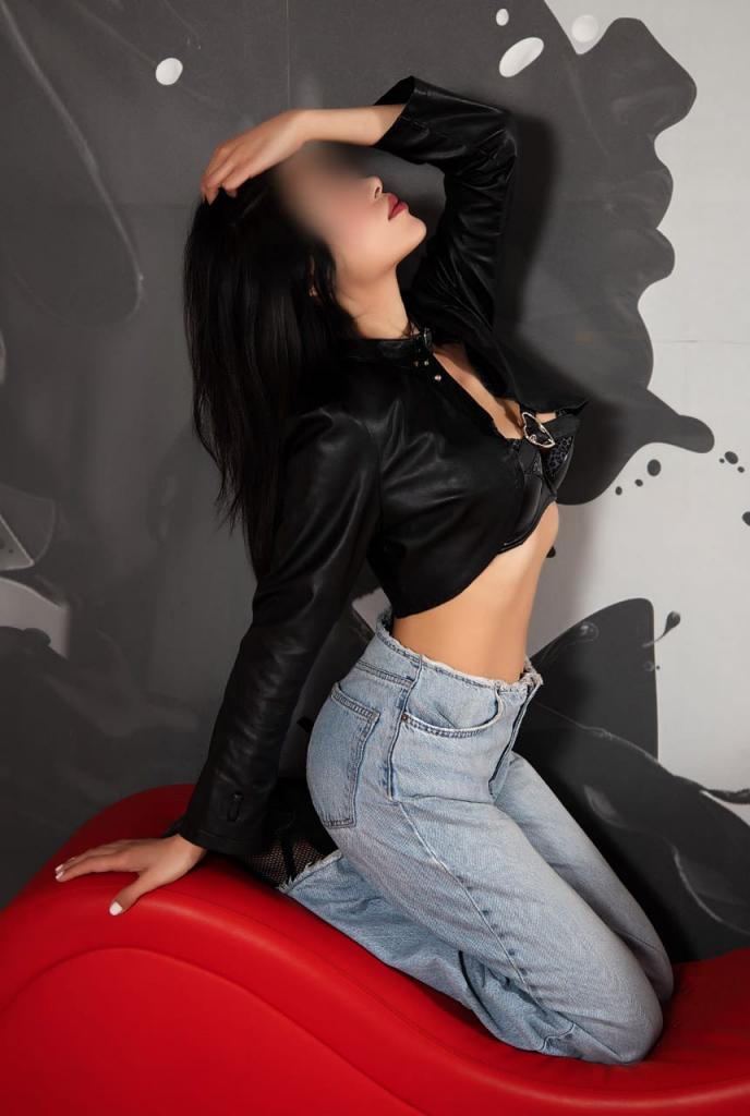 613298732: Chica busca chico en Barcelona