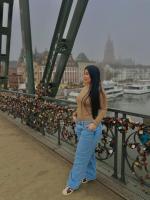 641917054: Chica busca chico en Sevilla