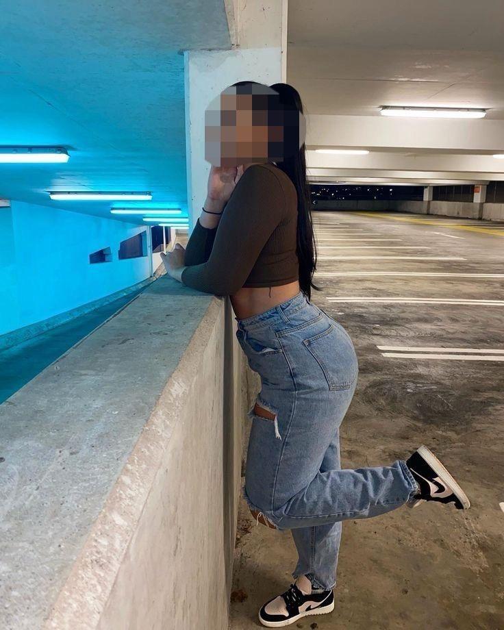 Chica busca chico en Toledo: Chica busca chico