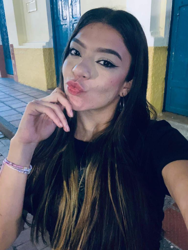 632628248: Chica busca chico en Córdoba