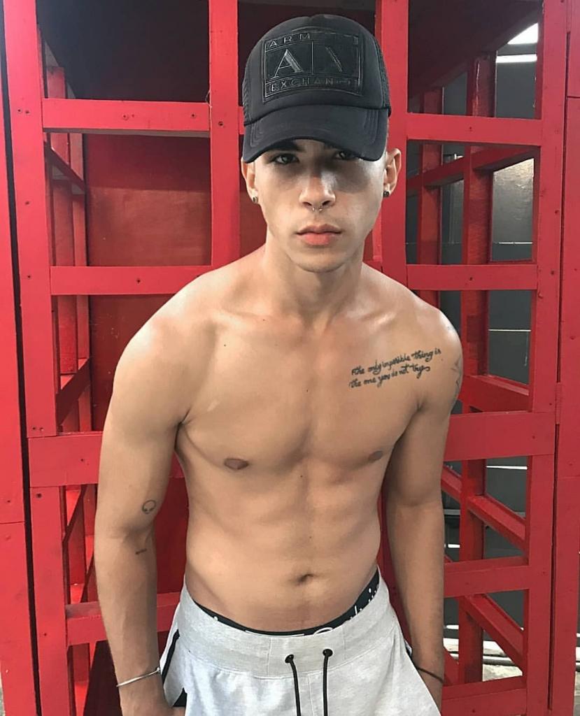 672992390: Chico busca chica en Murcia