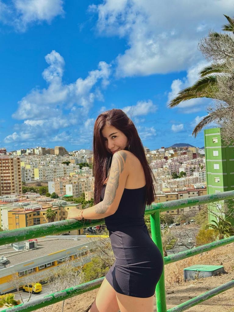 641110984: Chica busca chico en Barcelona