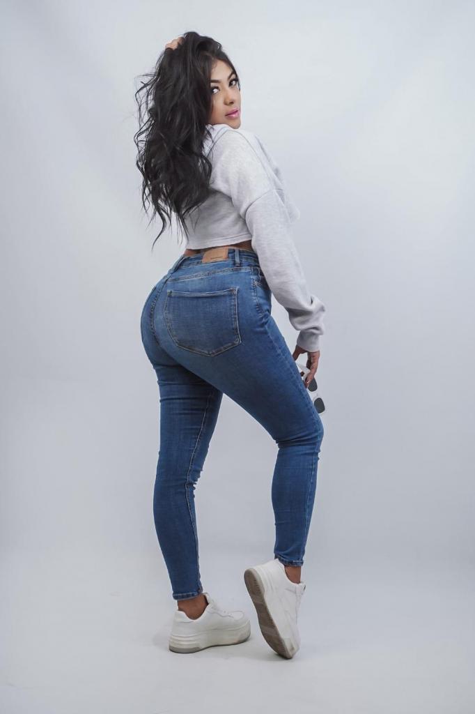 Chica busca chico en Castellón: Chica busca chico