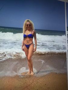 613387345: Chica busca chico en Cádiz